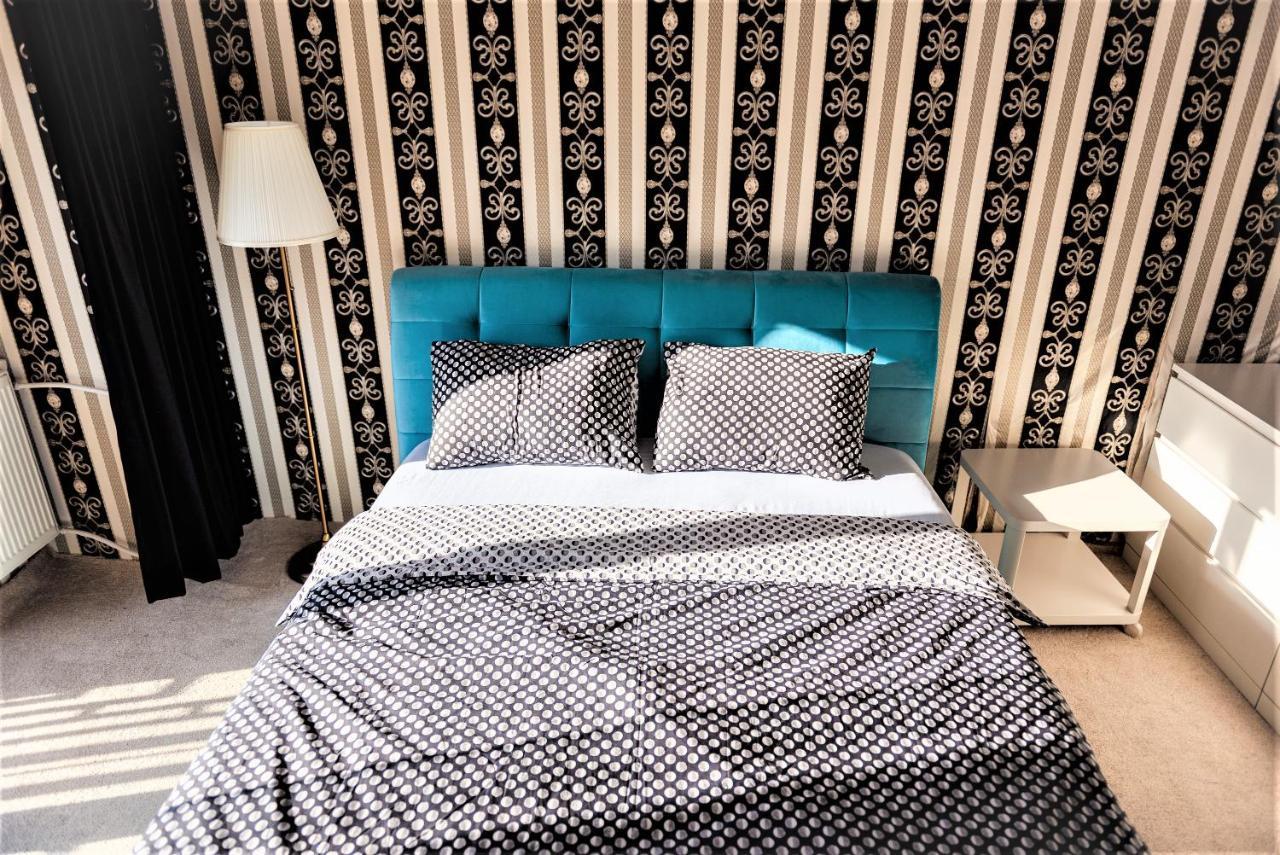 Parliament Marriott Unirii Square 5 Bedrooms Luxury Apartment Old Town 부쿠레슈티 외부 사진