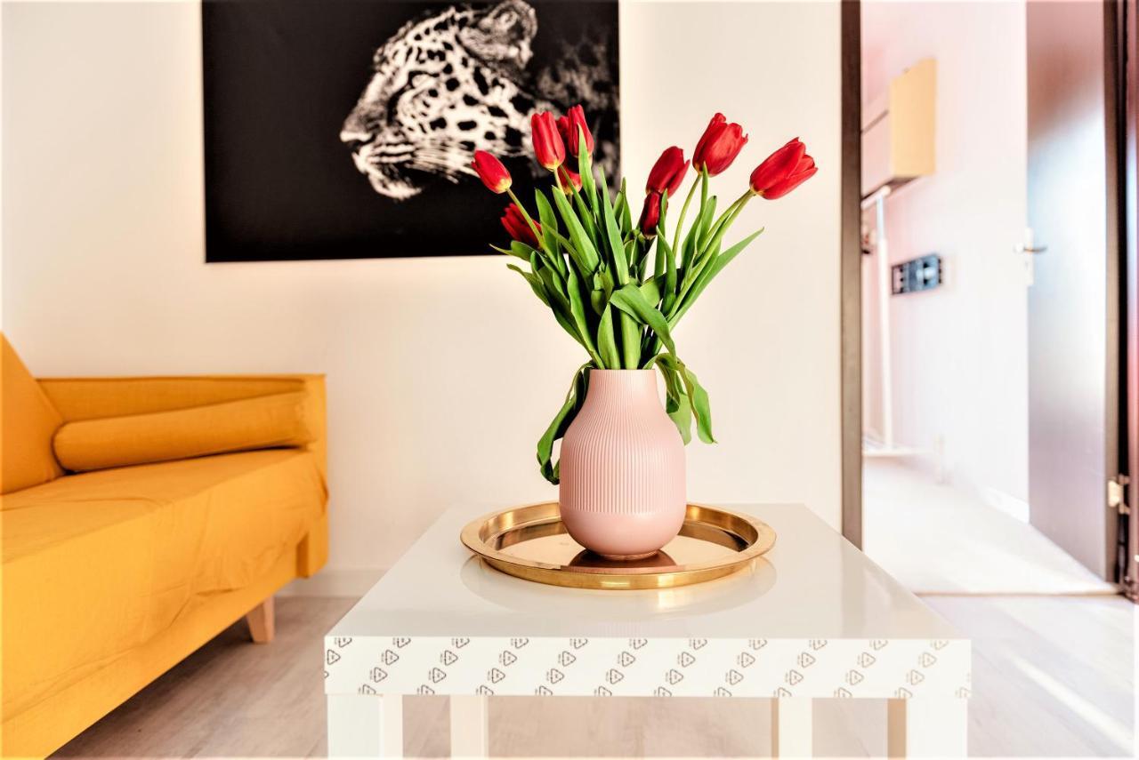 Parliament Marriott Unirii Square 5 Bedrooms Luxury Apartment Old Town 부쿠레슈티 외부 사진